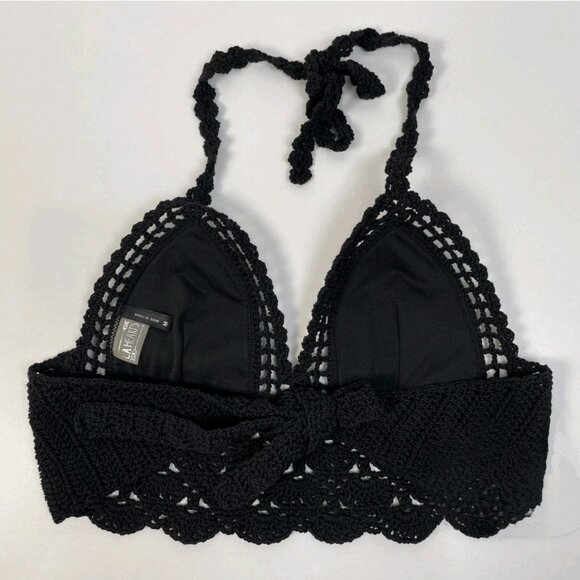 LA Hearts - Women’s Black Crochet Crop Halter Crop Top - Picture 5 of 6